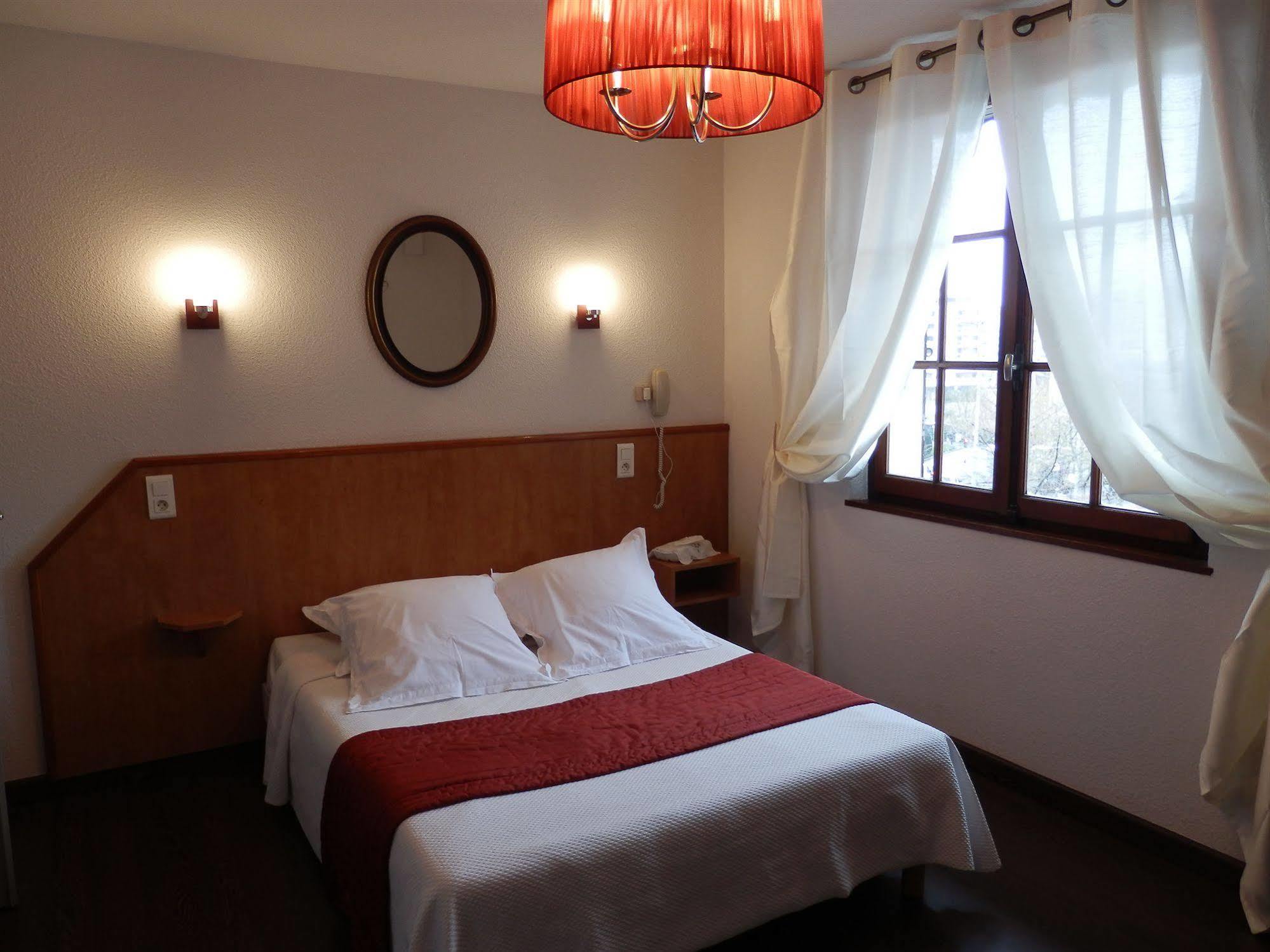 Le Comte Rouge Hotell Thonon-les-Bains Exteriör bild