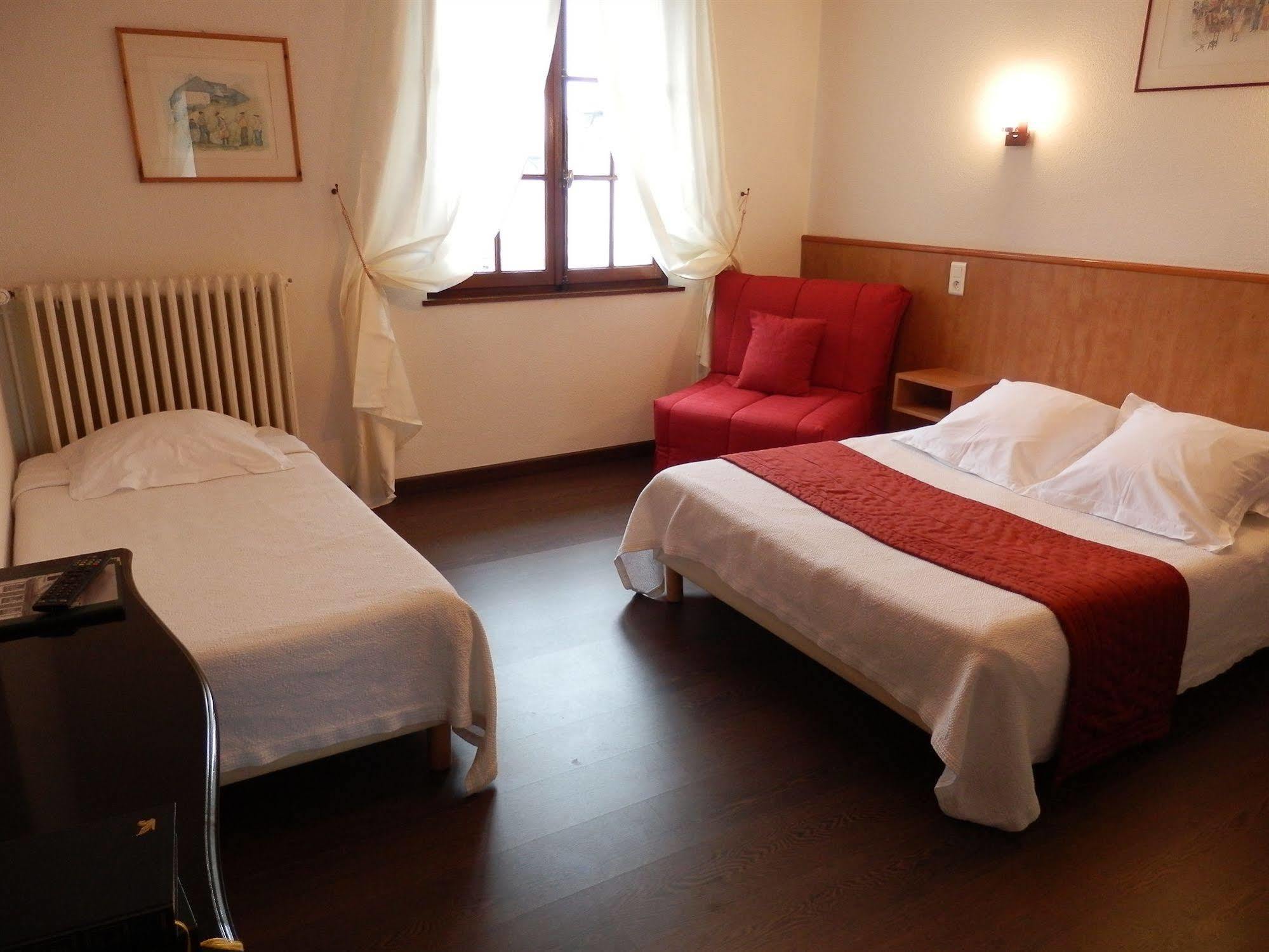 Le Comte Rouge Hotell Thonon-les-Bains Exteriör bild
